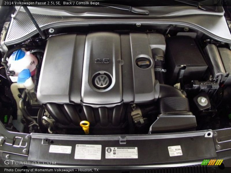 Black / Cornsilk Beige 2014 Volkswagen Passat 2.5L SE