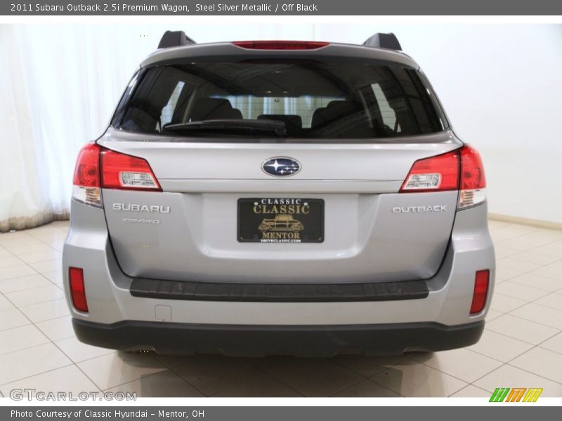 Steel Silver Metallic / Off Black 2011 Subaru Outback 2.5i Premium Wagon