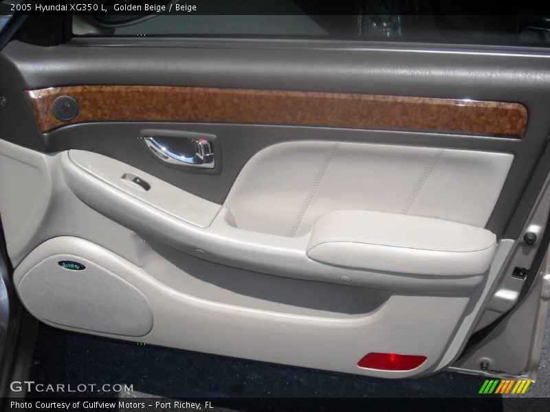 Golden Beige / Beige 2005 Hyundai XG350 L