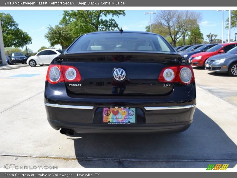Deep Black / Cornsilk Beige 2010 Volkswagen Passat Komfort Sedan