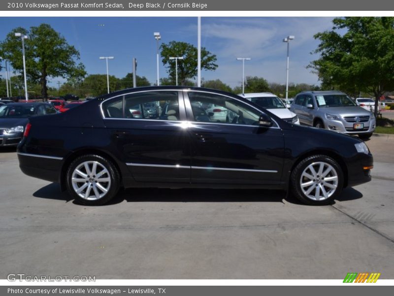 Deep Black / Cornsilk Beige 2010 Volkswagen Passat Komfort Sedan