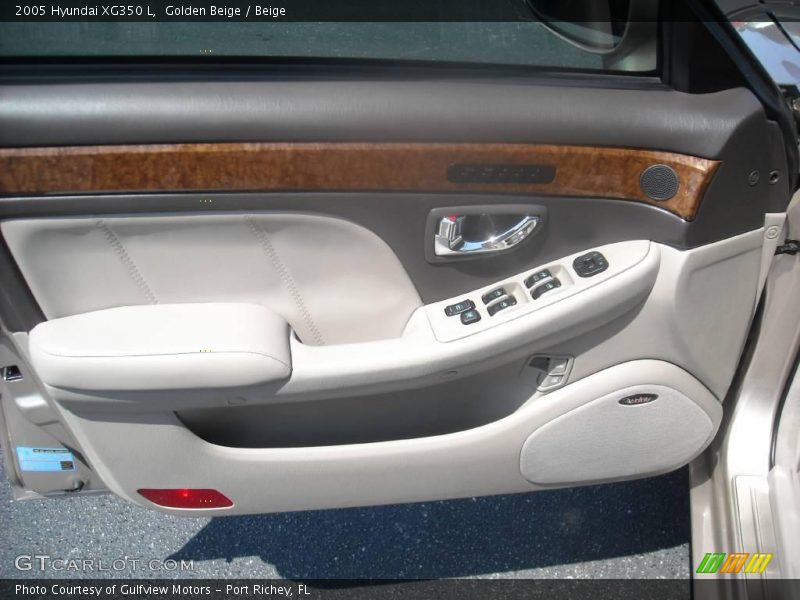 Golden Beige / Beige 2005 Hyundai XG350 L