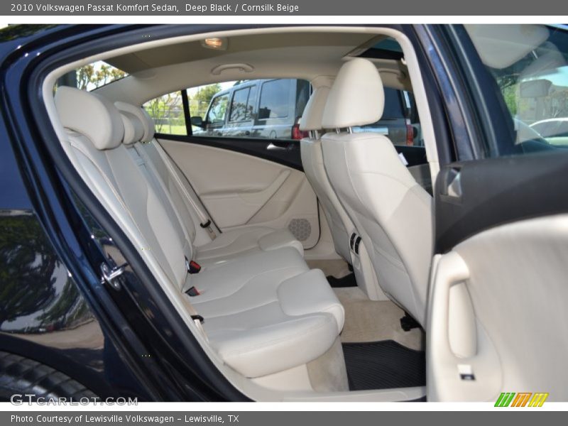 Deep Black / Cornsilk Beige 2010 Volkswagen Passat Komfort Sedan