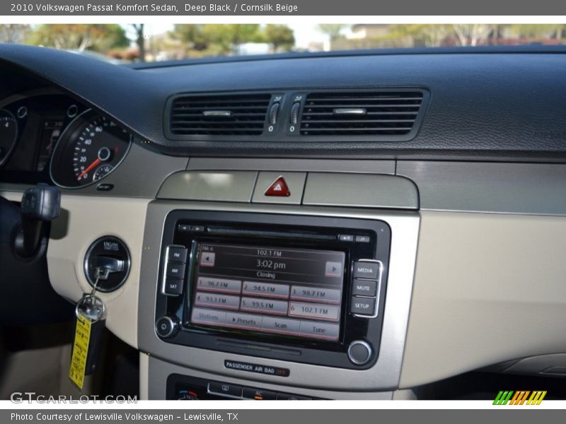 Deep Black / Cornsilk Beige 2010 Volkswagen Passat Komfort Sedan