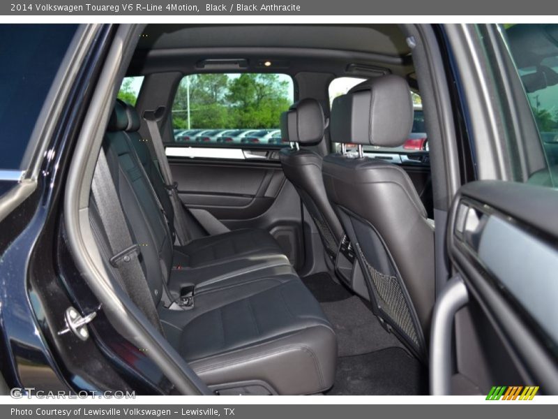 Rear Seat of 2014 Touareg V6 R-Line 4Motion