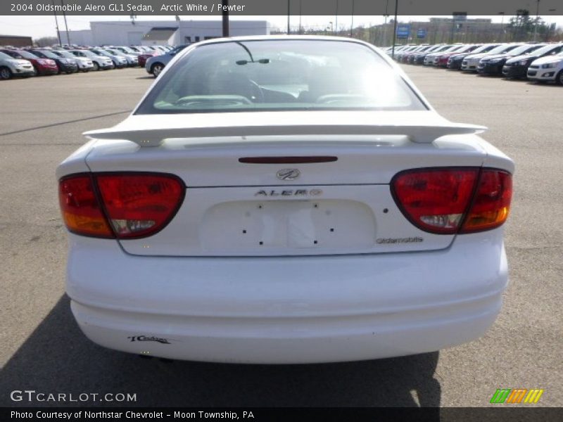 Arctic White / Pewter 2004 Oldsmobile Alero GL1 Sedan