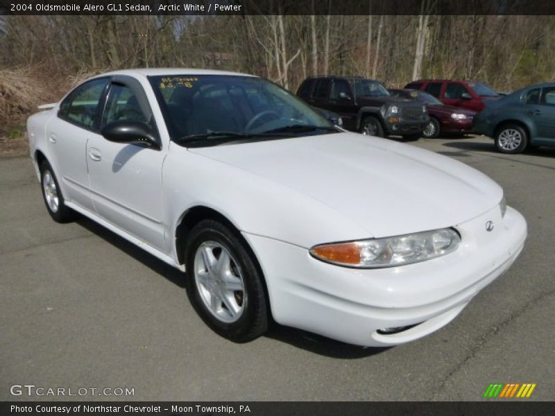Arctic White / Pewter 2004 Oldsmobile Alero GL1 Sedan