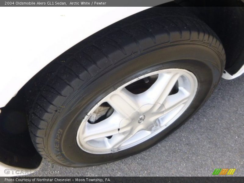 Arctic White / Pewter 2004 Oldsmobile Alero GL1 Sedan