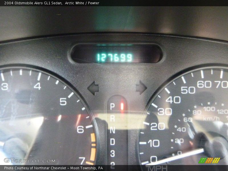 Arctic White / Pewter 2004 Oldsmobile Alero GL1 Sedan