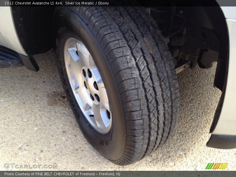 Silver Ice Metallic / Ebony 2012 Chevrolet Avalanche LS 4x4