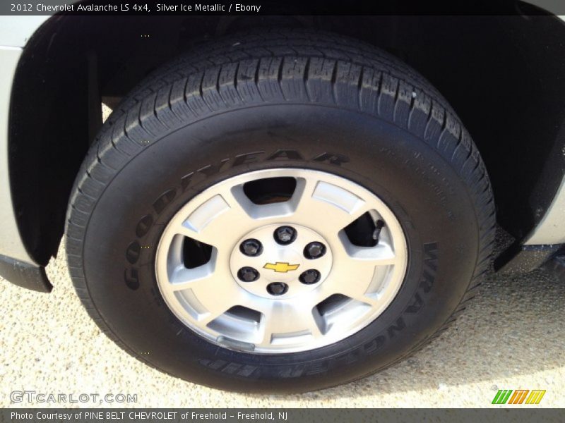 Silver Ice Metallic / Ebony 2012 Chevrolet Avalanche LS 4x4