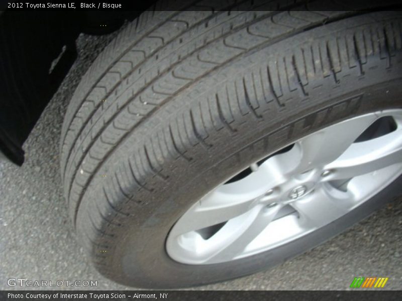 Black / Bisque 2012 Toyota Sienna LE