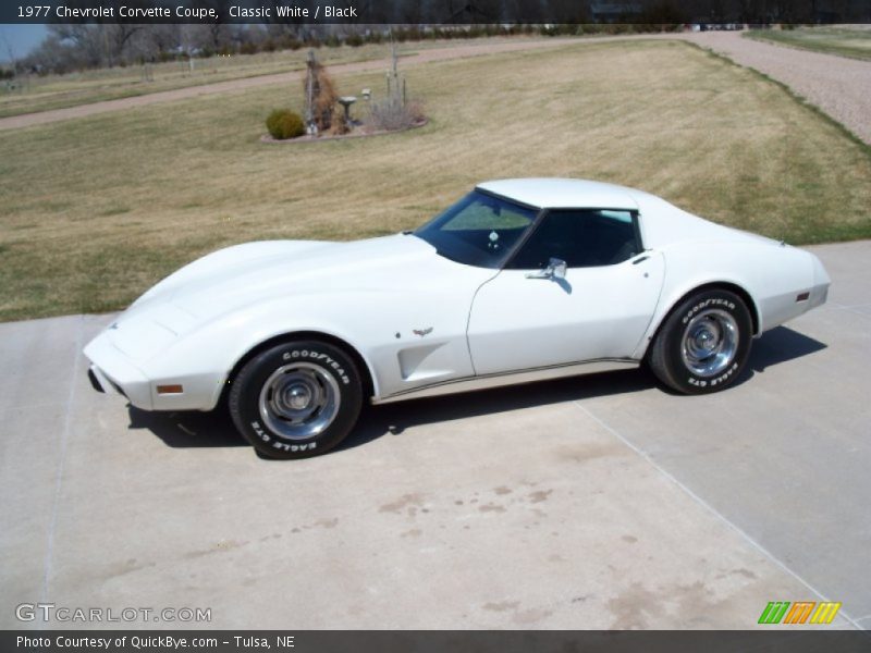  1977 Corvette Coupe Classic White