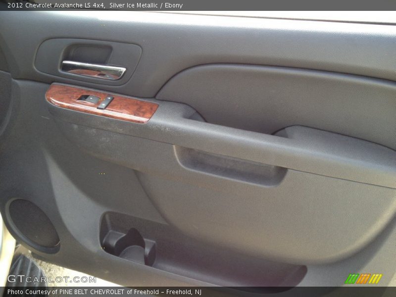 Silver Ice Metallic / Ebony 2012 Chevrolet Avalanche LS 4x4