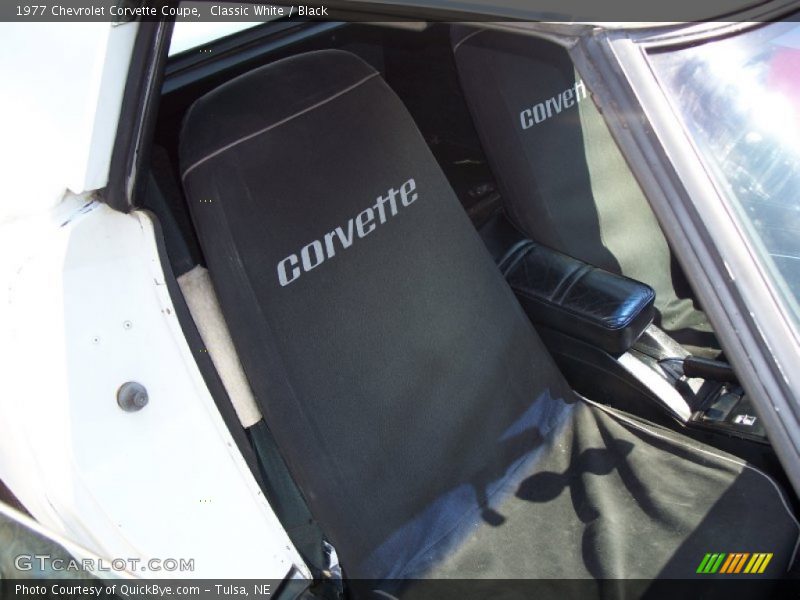 Classic White / Black 1977 Chevrolet Corvette Coupe