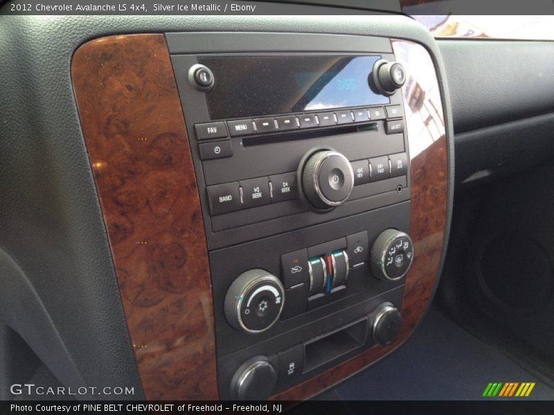 Silver Ice Metallic / Ebony 2012 Chevrolet Avalanche LS 4x4