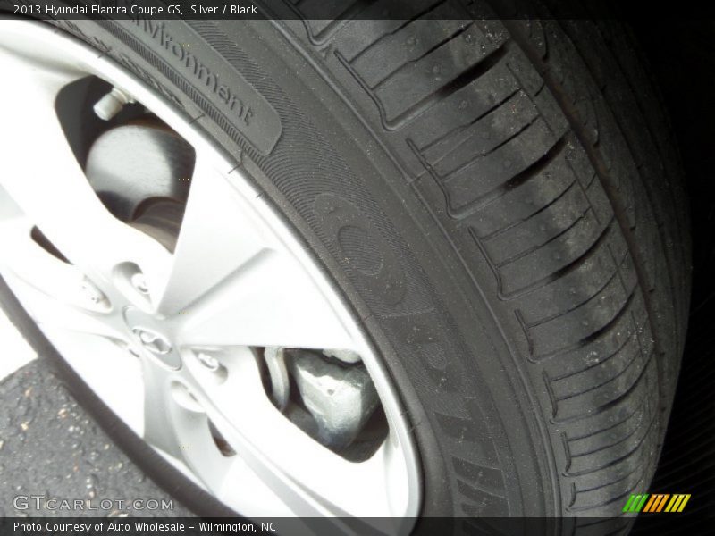 Silver / Black 2013 Hyundai Elantra Coupe GS