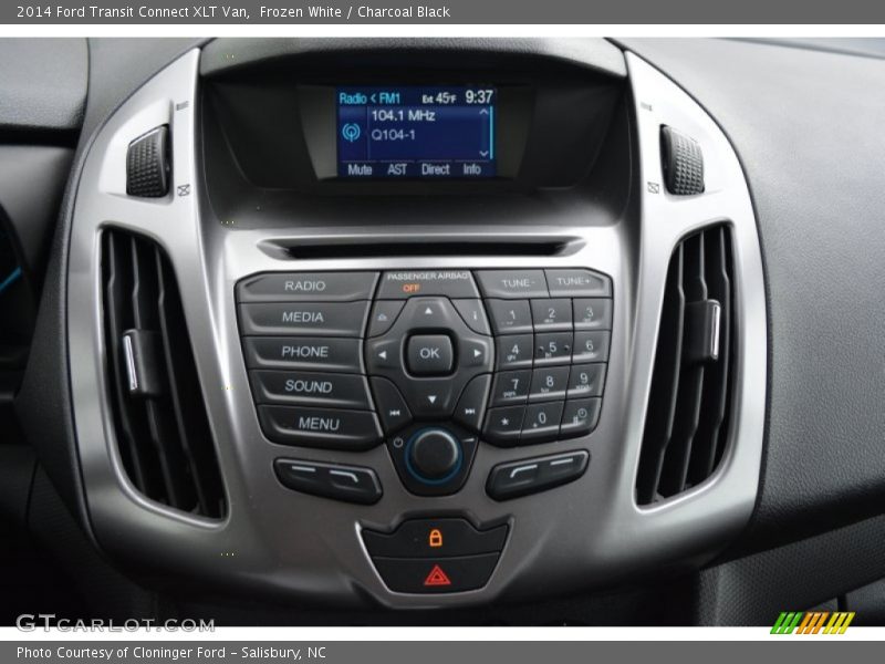 Controls of 2014 Transit Connect XLT Van