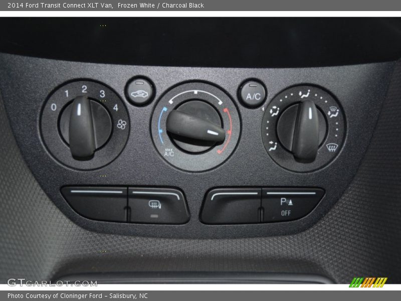 Controls of 2014 Transit Connect XLT Van
