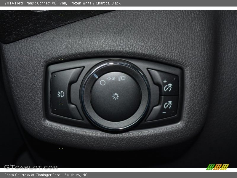 Controls of 2014 Transit Connect XLT Van