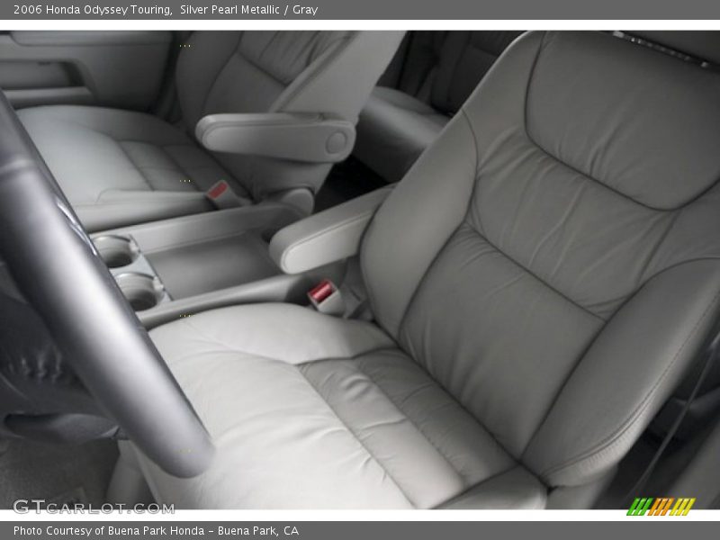 Silver Pearl Metallic / Gray 2006 Honda Odyssey Touring