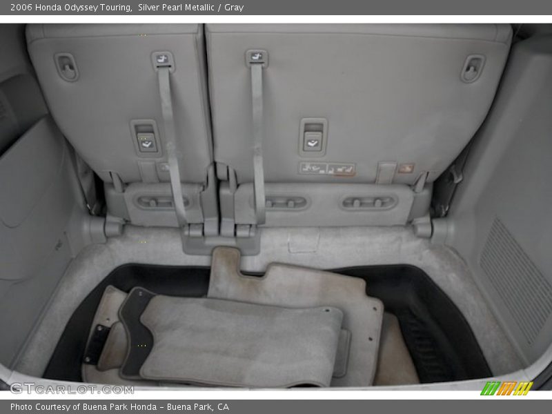 Silver Pearl Metallic / Gray 2006 Honda Odyssey Touring