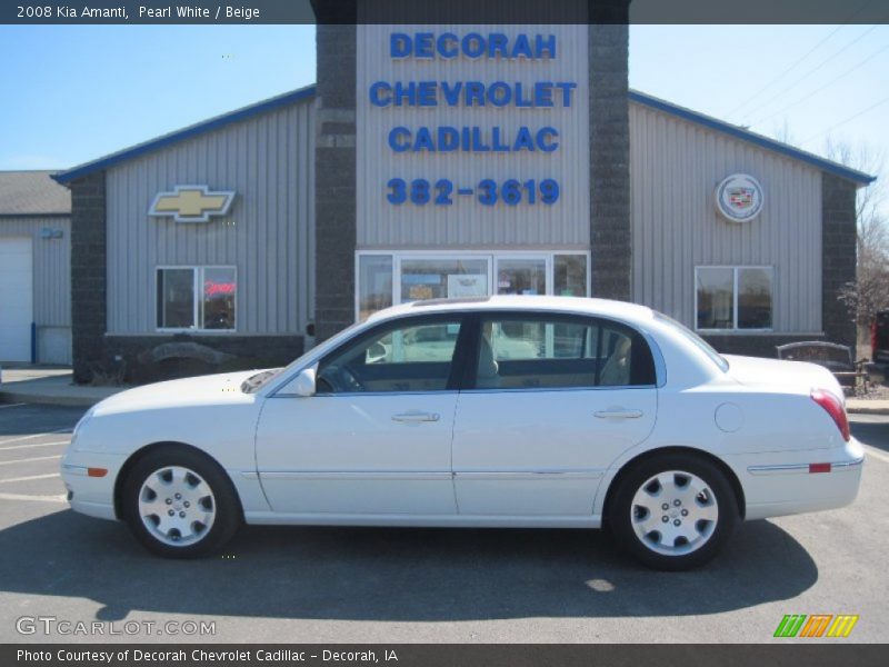 Pearl White / Beige 2008 Kia Amanti
