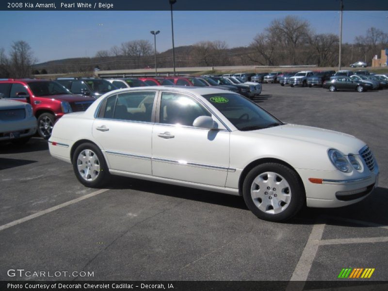 Pearl White / Beige 2008 Kia Amanti