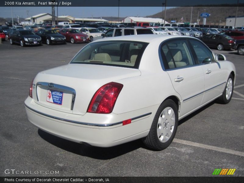 Pearl White / Beige 2008 Kia Amanti