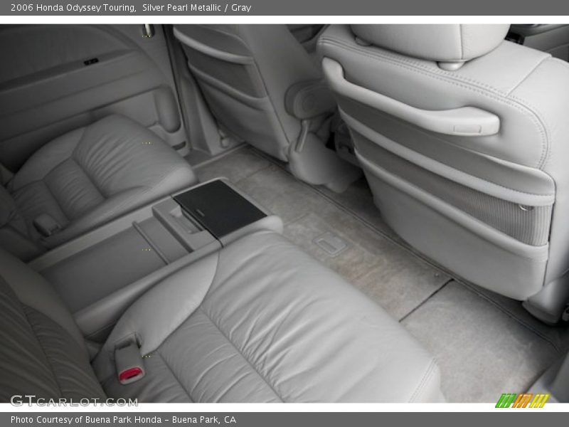 Silver Pearl Metallic / Gray 2006 Honda Odyssey Touring