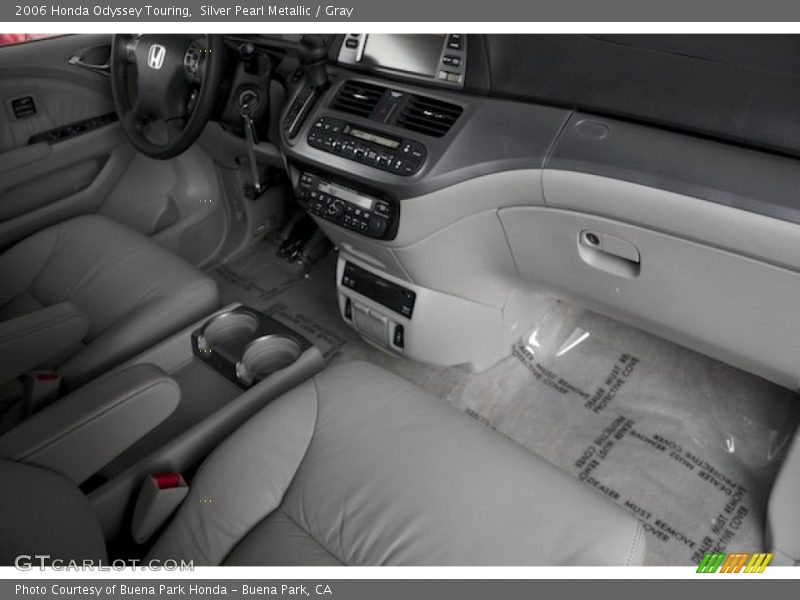 Silver Pearl Metallic / Gray 2006 Honda Odyssey Touring