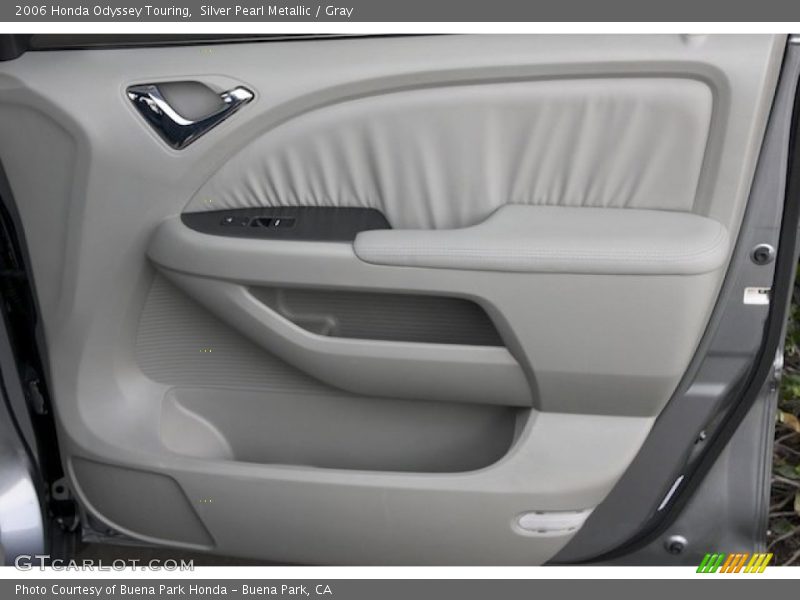 Silver Pearl Metallic / Gray 2006 Honda Odyssey Touring