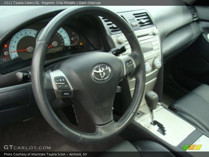 Magnetic Gray Metallic / Dark Charcoal 2011 Toyota Camry SE