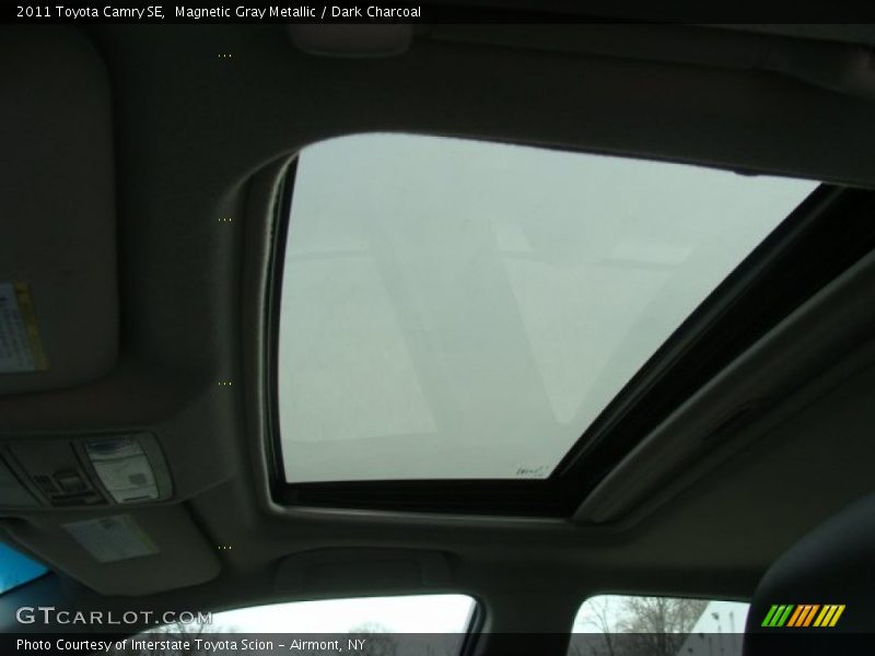 Magnetic Gray Metallic / Dark Charcoal 2011 Toyota Camry SE