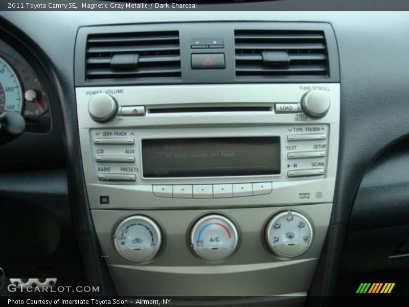 Magnetic Gray Metallic / Dark Charcoal 2011 Toyota Camry SE