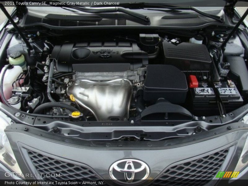 Magnetic Gray Metallic / Dark Charcoal 2011 Toyota Camry SE