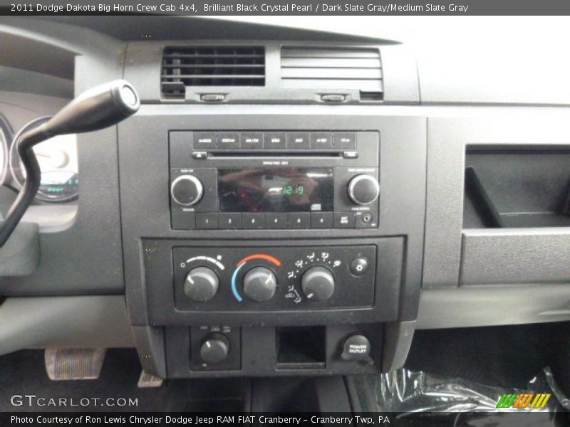 Brilliant Black Crystal Pearl / Dark Slate Gray/Medium Slate Gray 2011 Dodge Dakota Big Horn Crew Cab 4x4