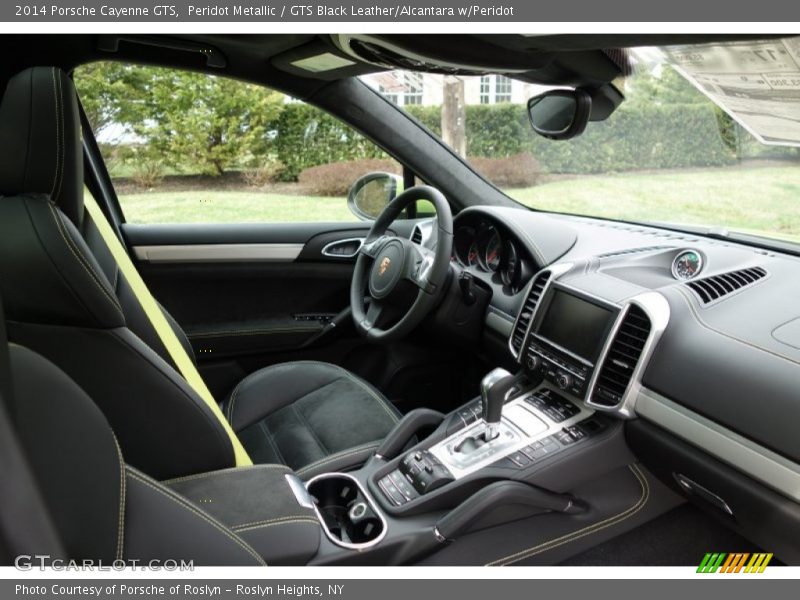 Dashboard of 2014 Cayenne GTS