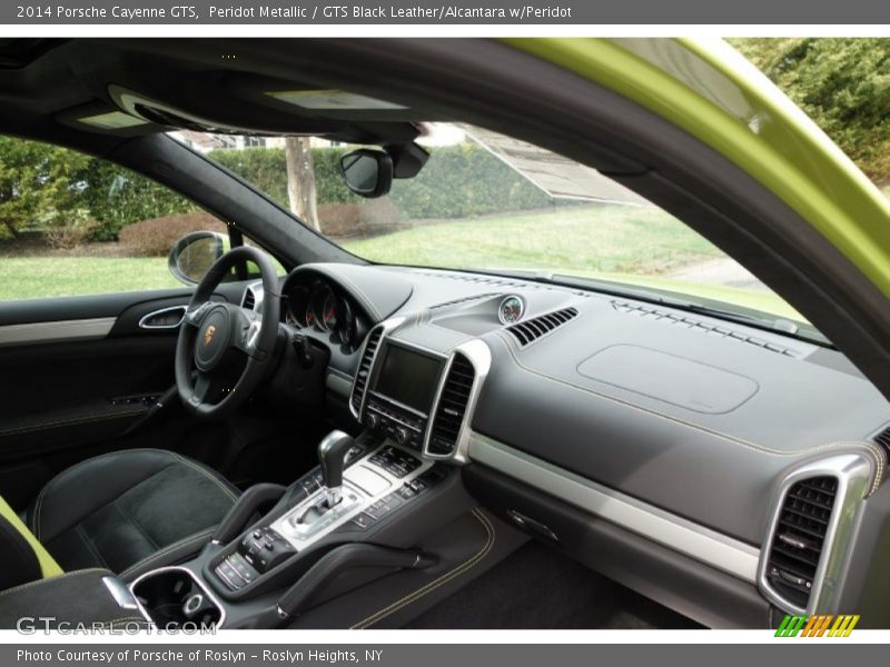 Dashboard of 2014 Cayenne GTS