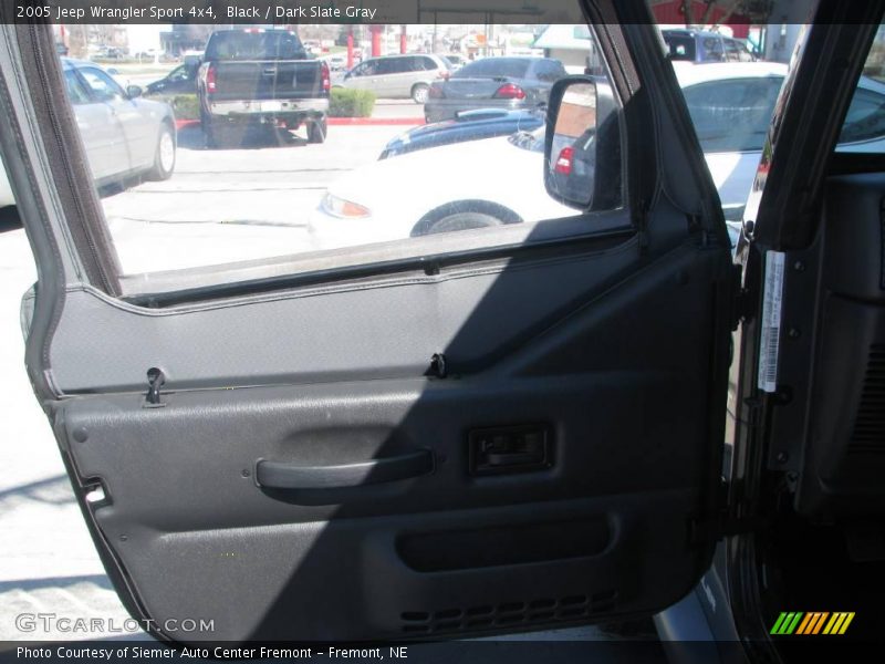 Black / Dark Slate Gray 2005 Jeep Wrangler Sport 4x4