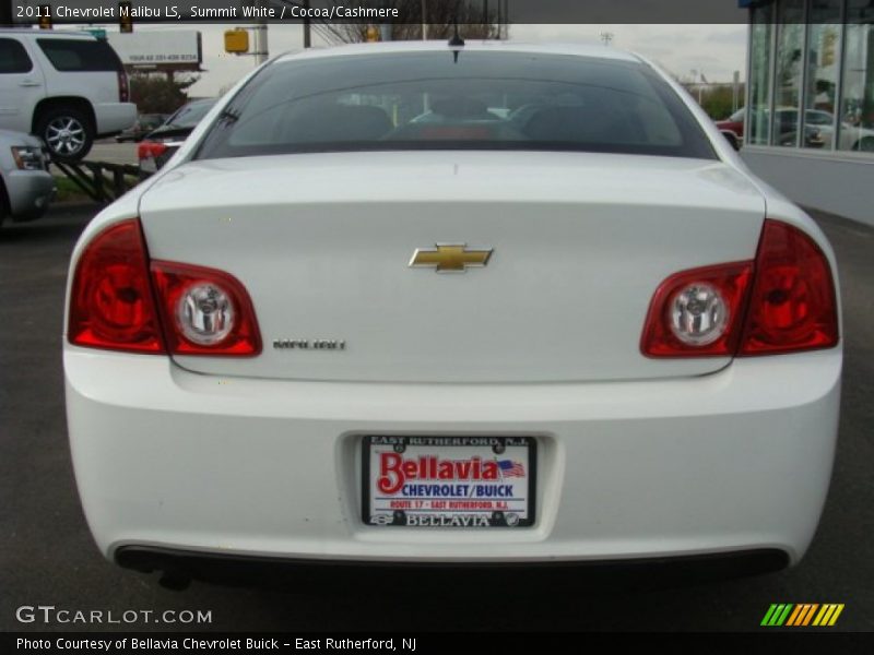 Summit White / Cocoa/Cashmere 2011 Chevrolet Malibu LS