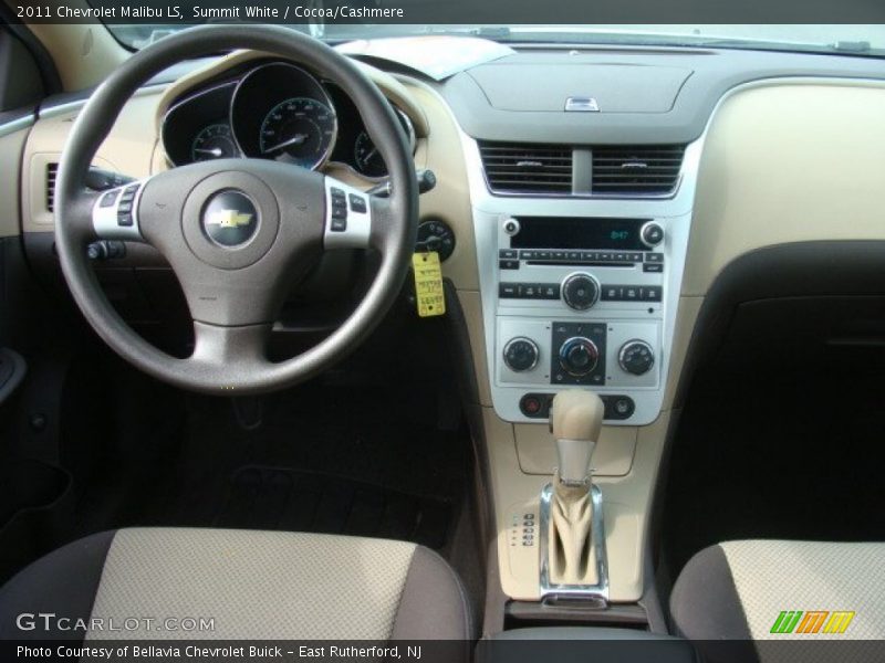 Summit White / Cocoa/Cashmere 2011 Chevrolet Malibu LS