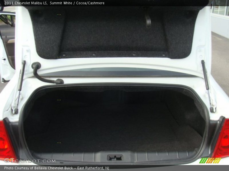 Summit White / Cocoa/Cashmere 2011 Chevrolet Malibu LS