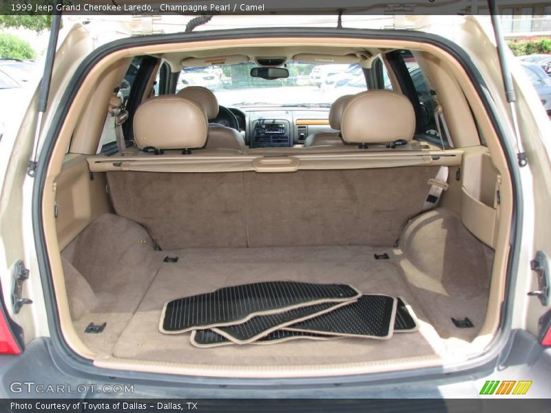 Champagne Pearl / Camel 1999 Jeep Grand Cherokee Laredo