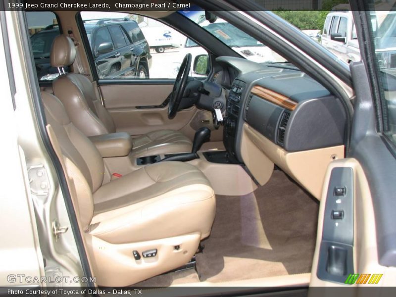 Champagne Pearl / Camel 1999 Jeep Grand Cherokee Laredo