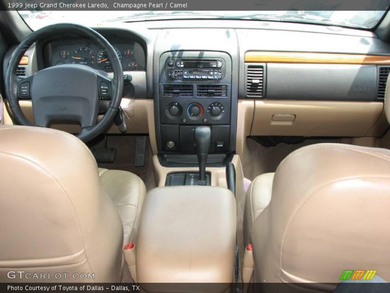 Champagne Pearl / Camel 1999 Jeep Grand Cherokee Laredo