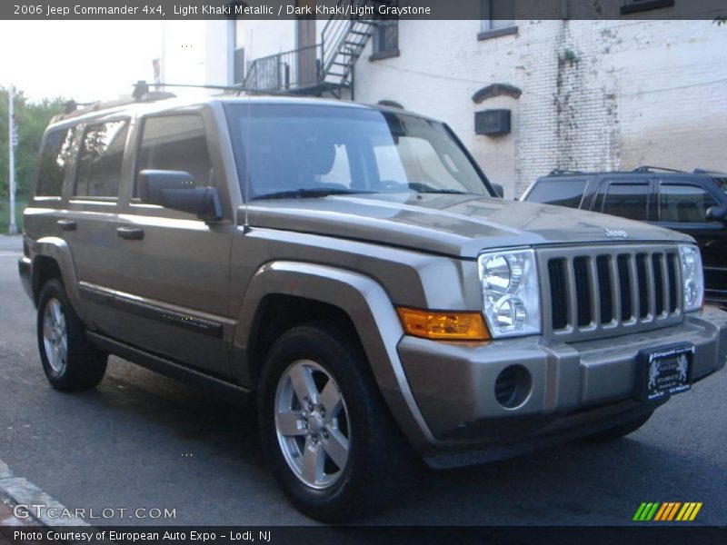 Light Khaki Metallic / Dark Khaki/Light Graystone 2006 Jeep Commander 4x4