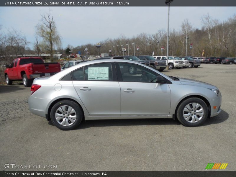 Silver Ice Metallic / Jet Black/Medium Titanium 2014 Chevrolet Cruze LS