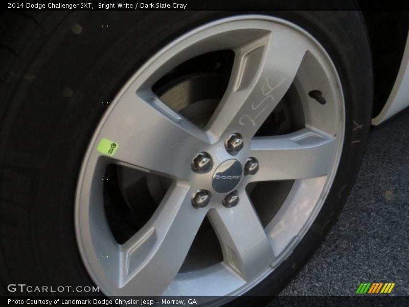 Bright White / Dark Slate Gray 2014 Dodge Challenger SXT