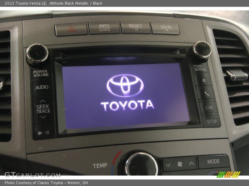 Attitude Black Metallic / Black 2013 Toyota Venza LE
